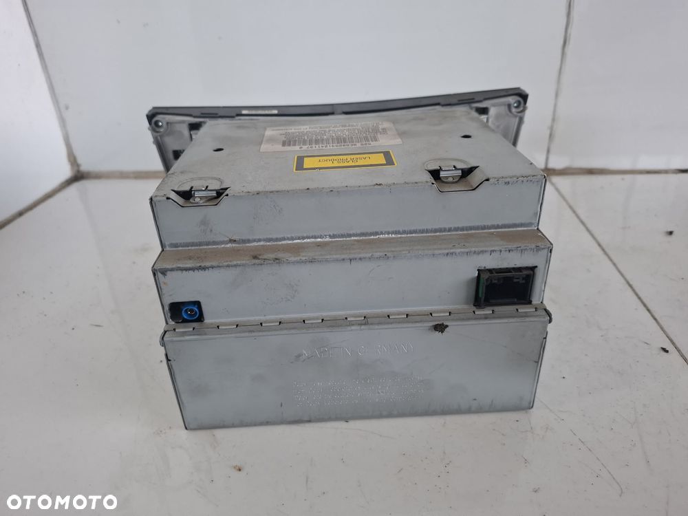 RADIO MERCEDES W211 - 5