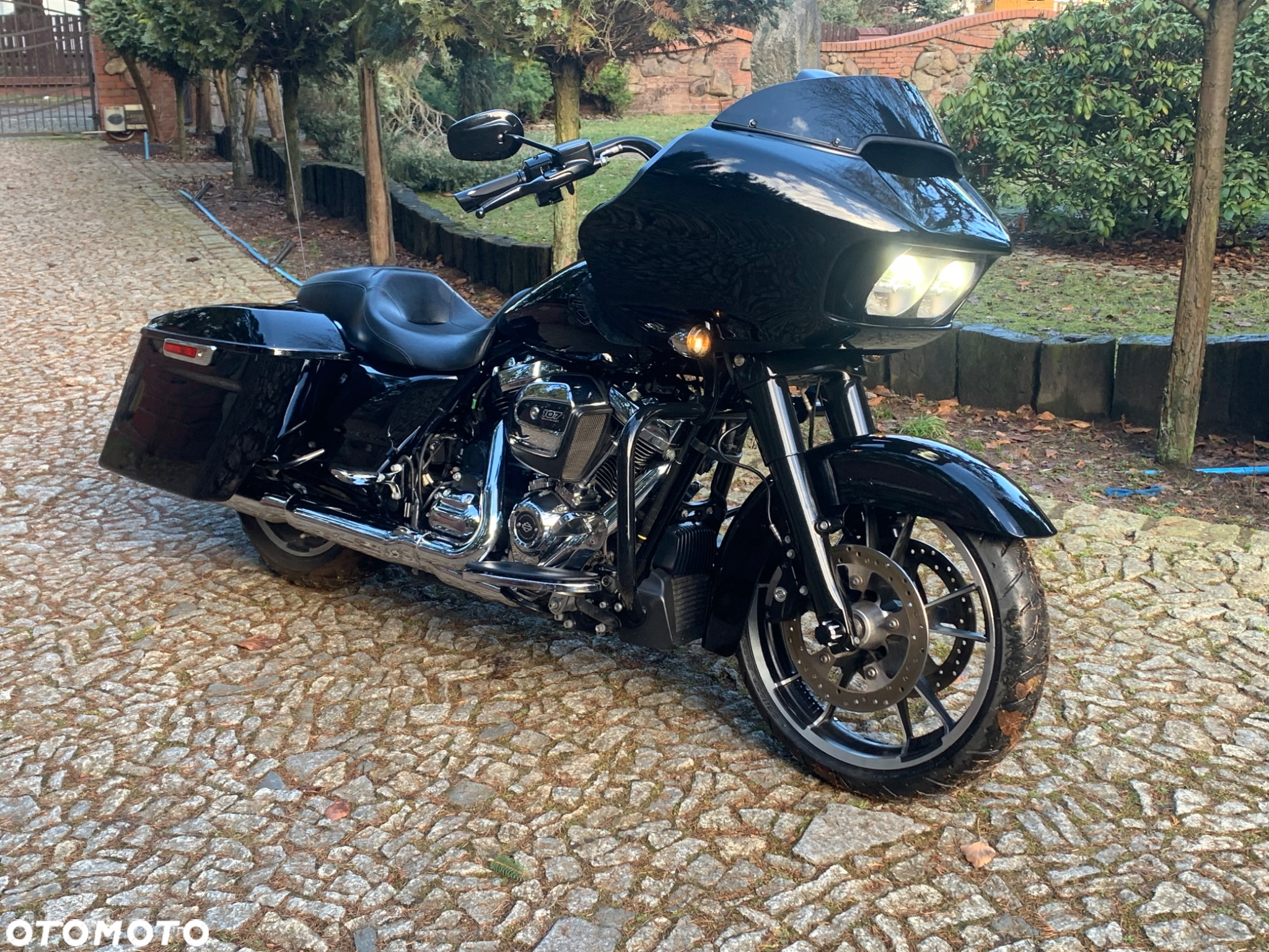 Harley-Davidson Touring Road Glide - 18
