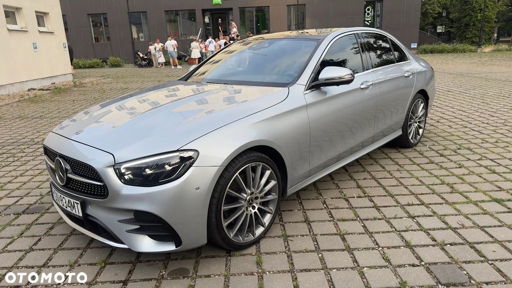 Mercedes-Benz Klasa E 300 d 4Matic 9G-TRONIC AMG Line - 1