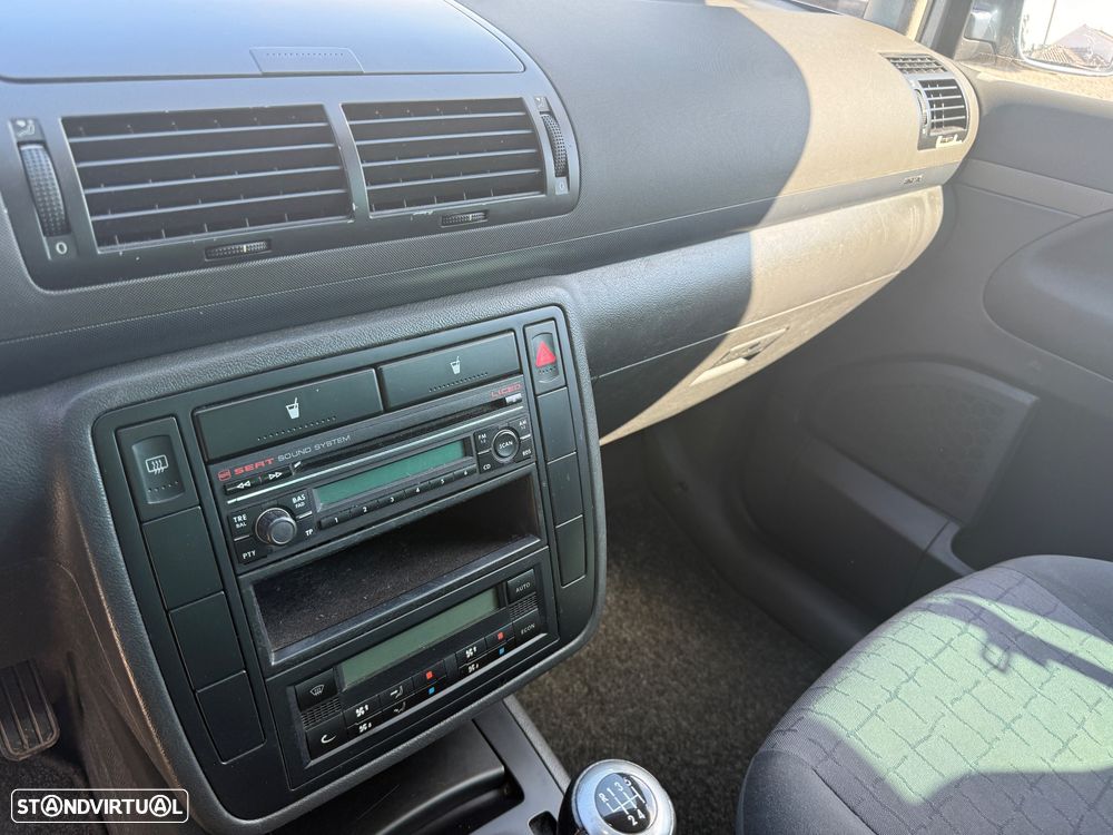 SEAT Alhambra 1.9 TDI Confort - 23
