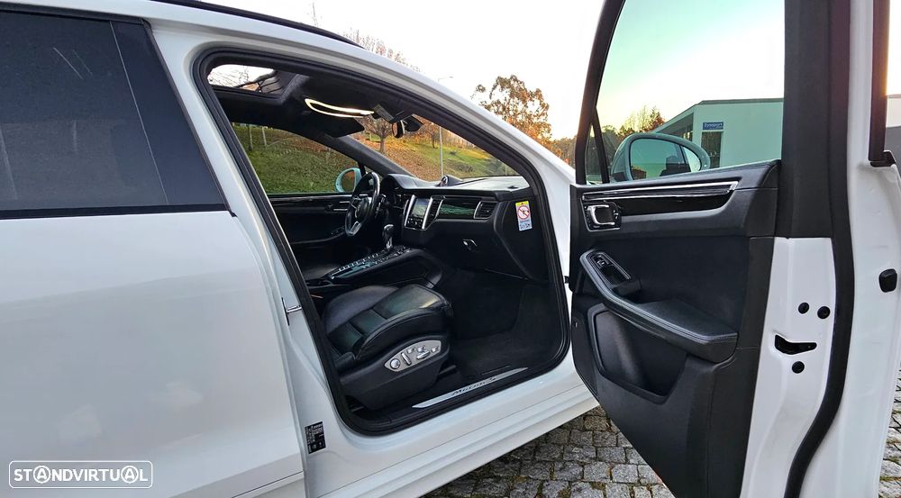Porsche Macan S - 28
