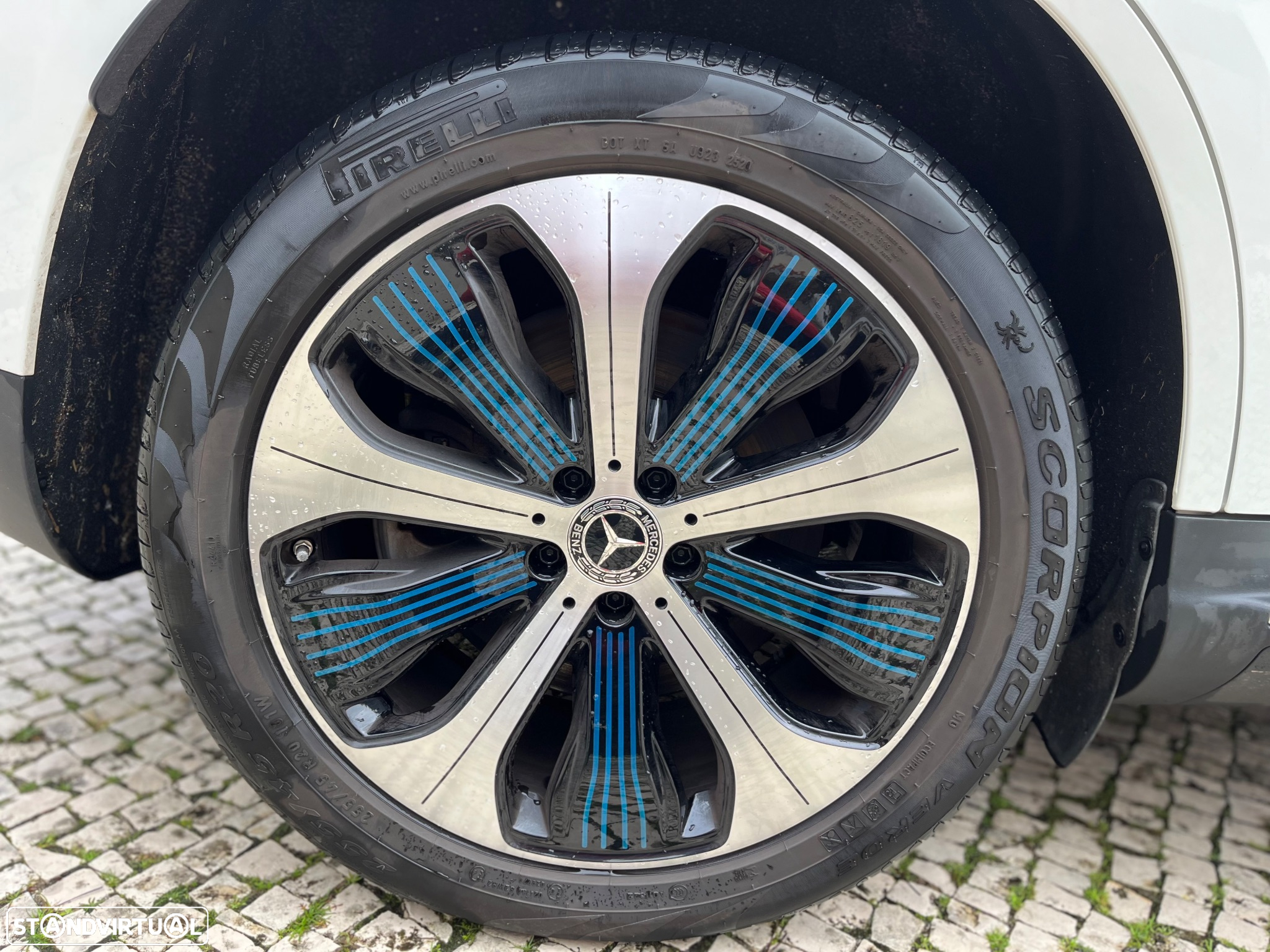 Mercedes-Benz EQC 400 4Matic Electric Art - 24