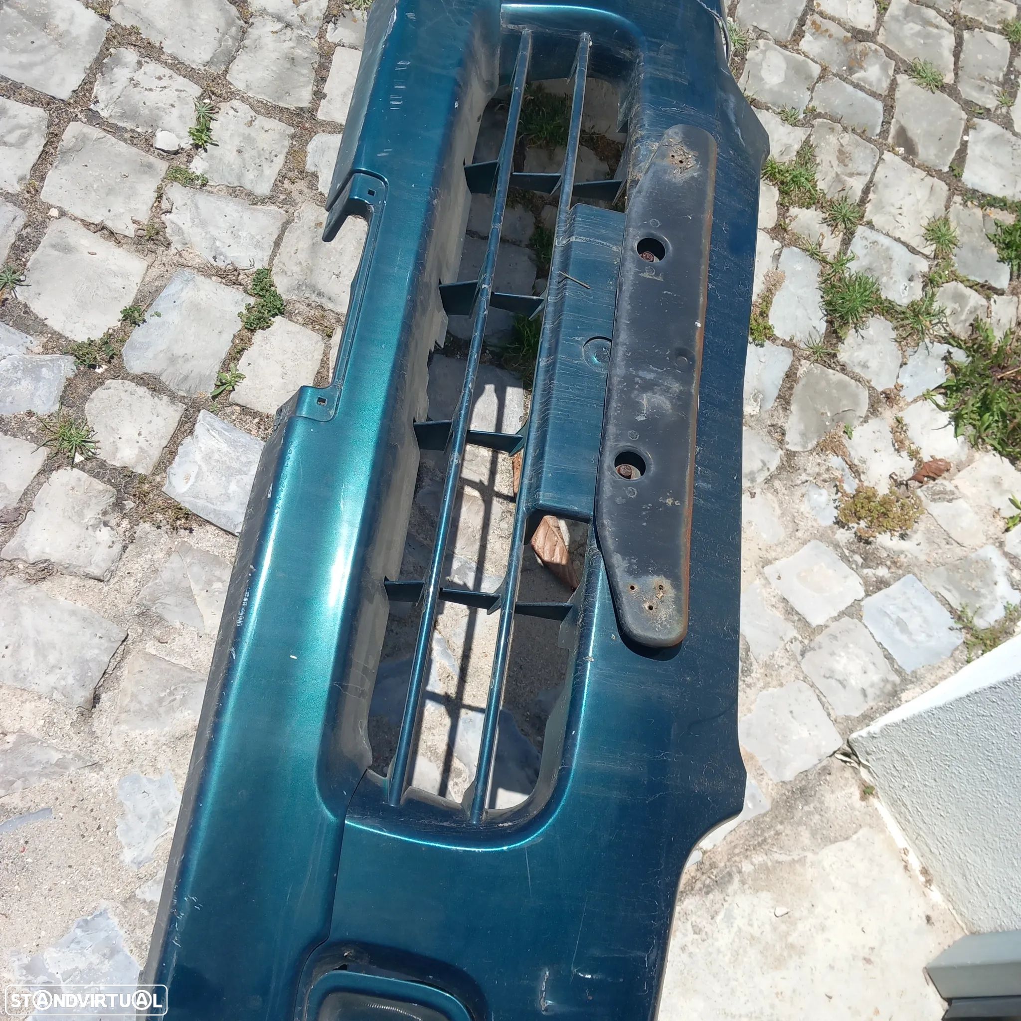 Para choques frente mitsubishi colt ano 1997 - 1