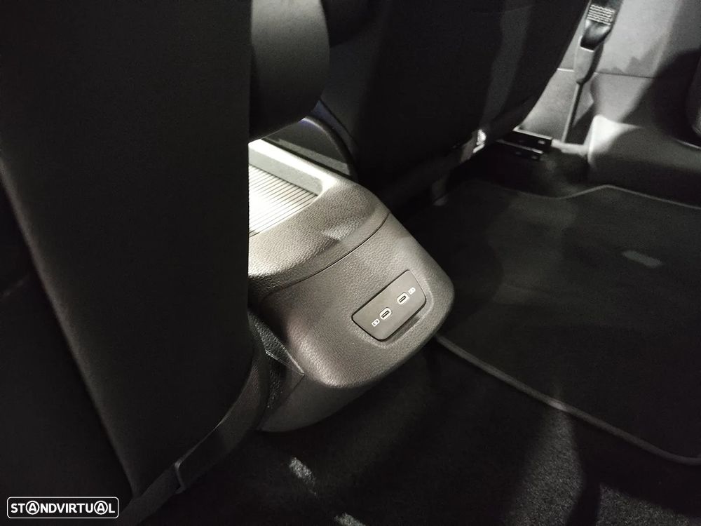 VW ID.3 77 kWh Pro S Urban - 9