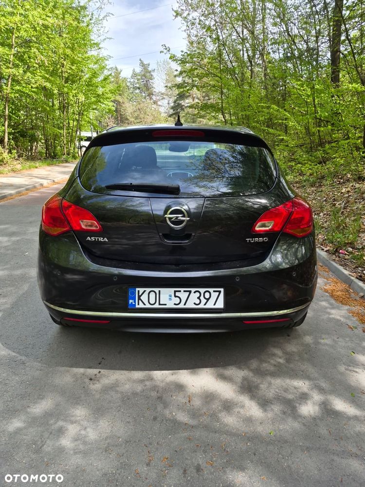 Opel Astra 1.4 Turbo Exklusiv - 3