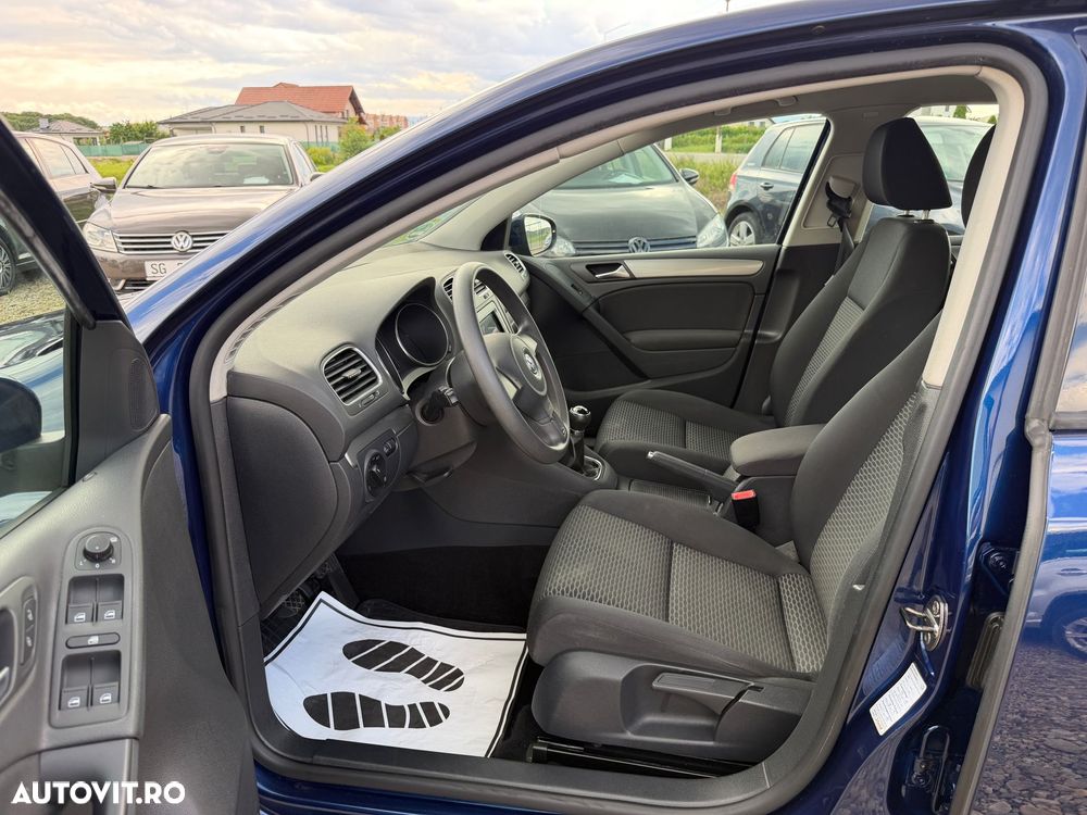 Volkswagen Golf 1.6 Comfortline - 8