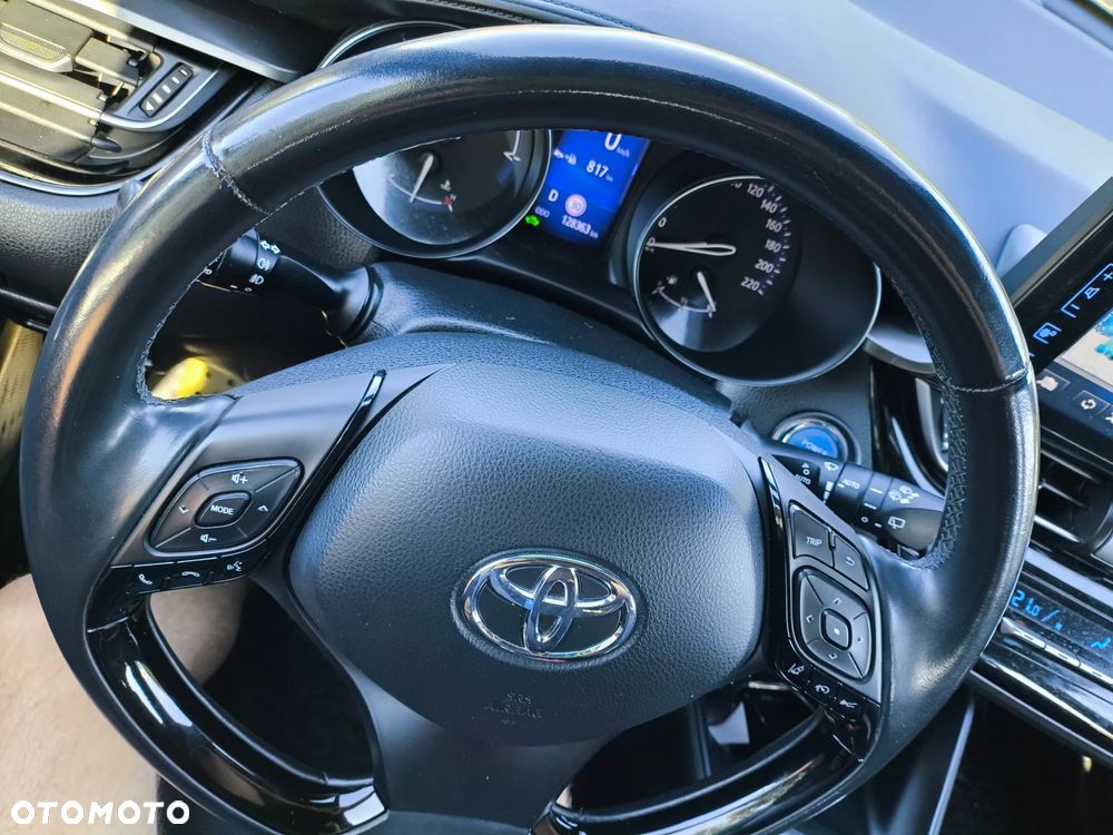 Toyota C-HR - 17