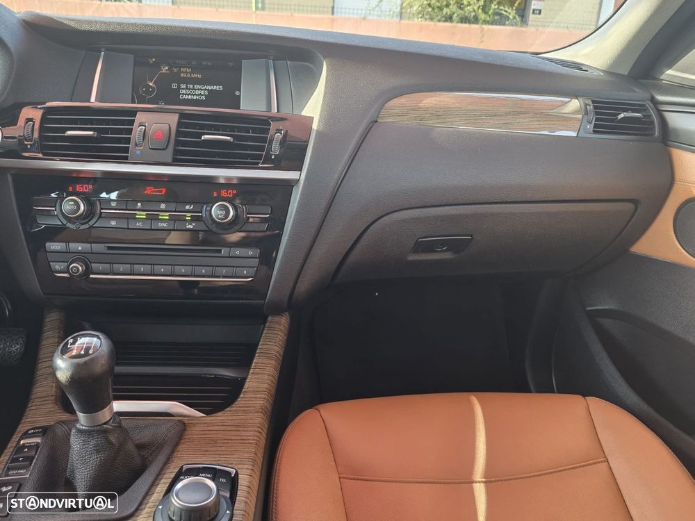 BMW X4 20 d xDrive - 13