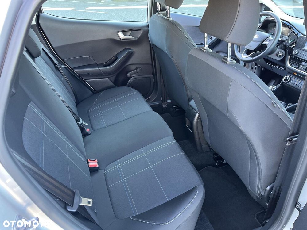 Ford Fiesta - 18