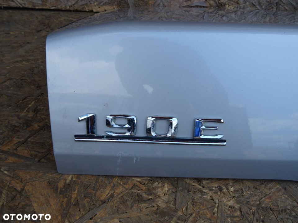 KLAPA TYŁ TYLNA BAGAŻNIKA MERCEDES W201 / 190 SEDAN - 2