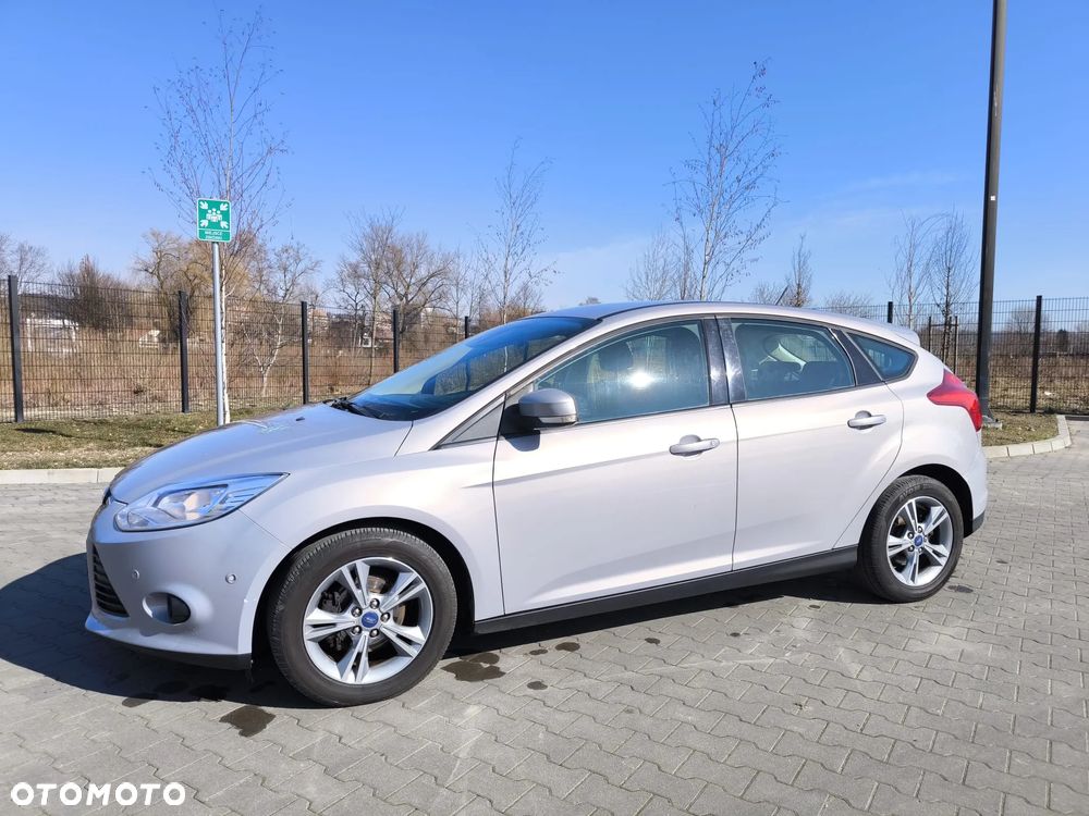 Ford Focus 1.0 EcoBoost Edition - 27