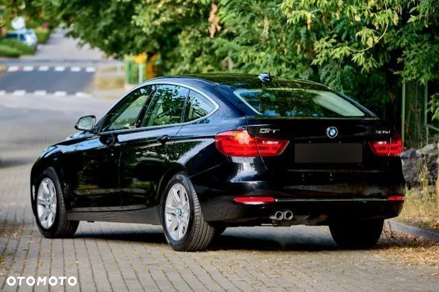 BMW Seria 3 320d - 4