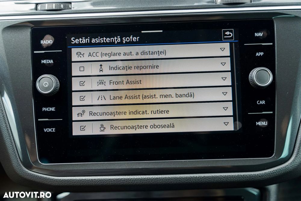 Volkswagen Tiguan 2.0 TDI 4Mot DSG Elegance - 31