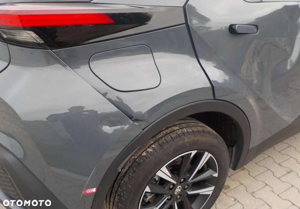 Toyota C-HR - 9