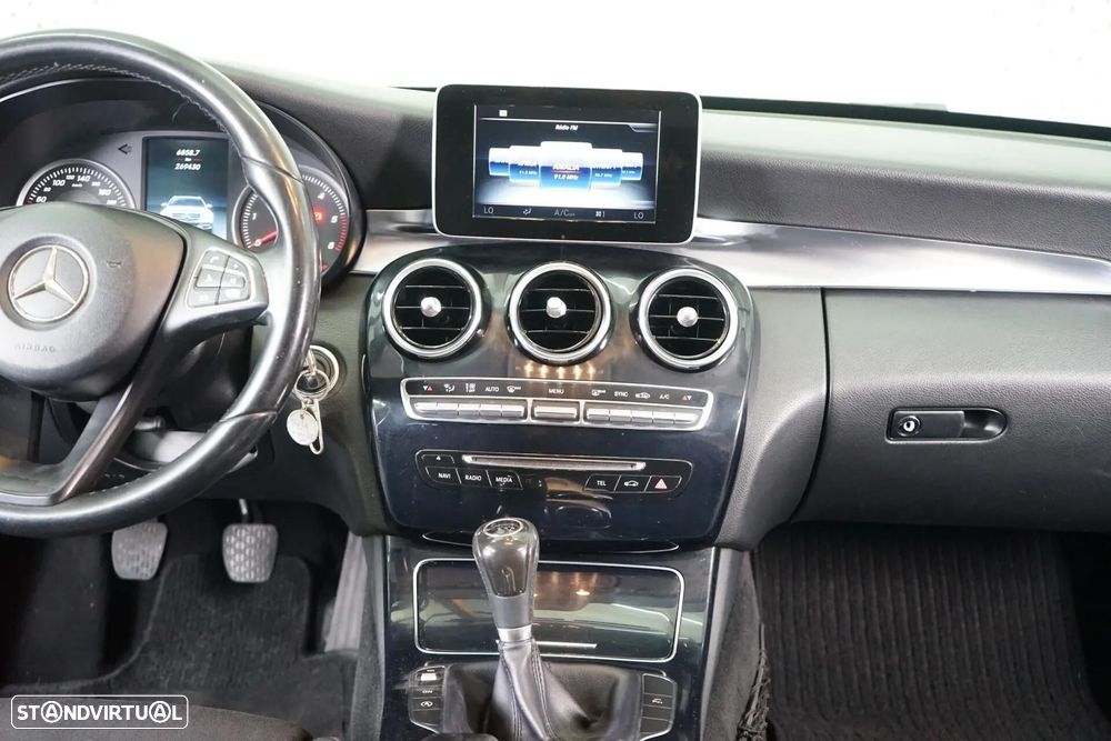 Mercedes-Benz C 200 d Avantgarde Aut. - 29