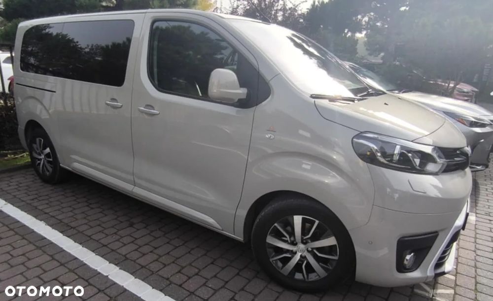 Toyota Proace Verso 2.0 D4-D Medium VIP - 12