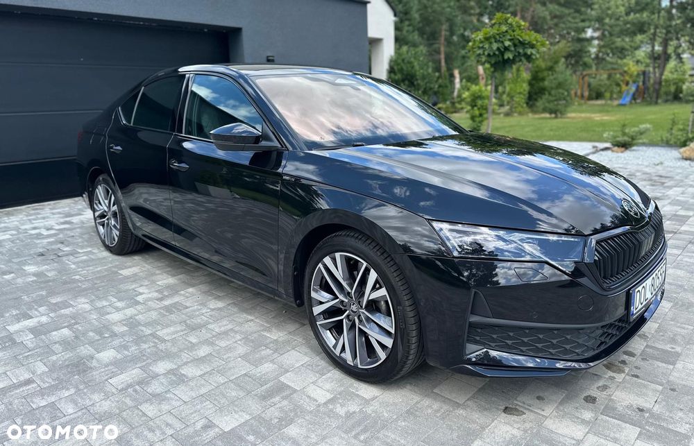 Skoda Octavia 2.0 TDI Sportline DSG - 2