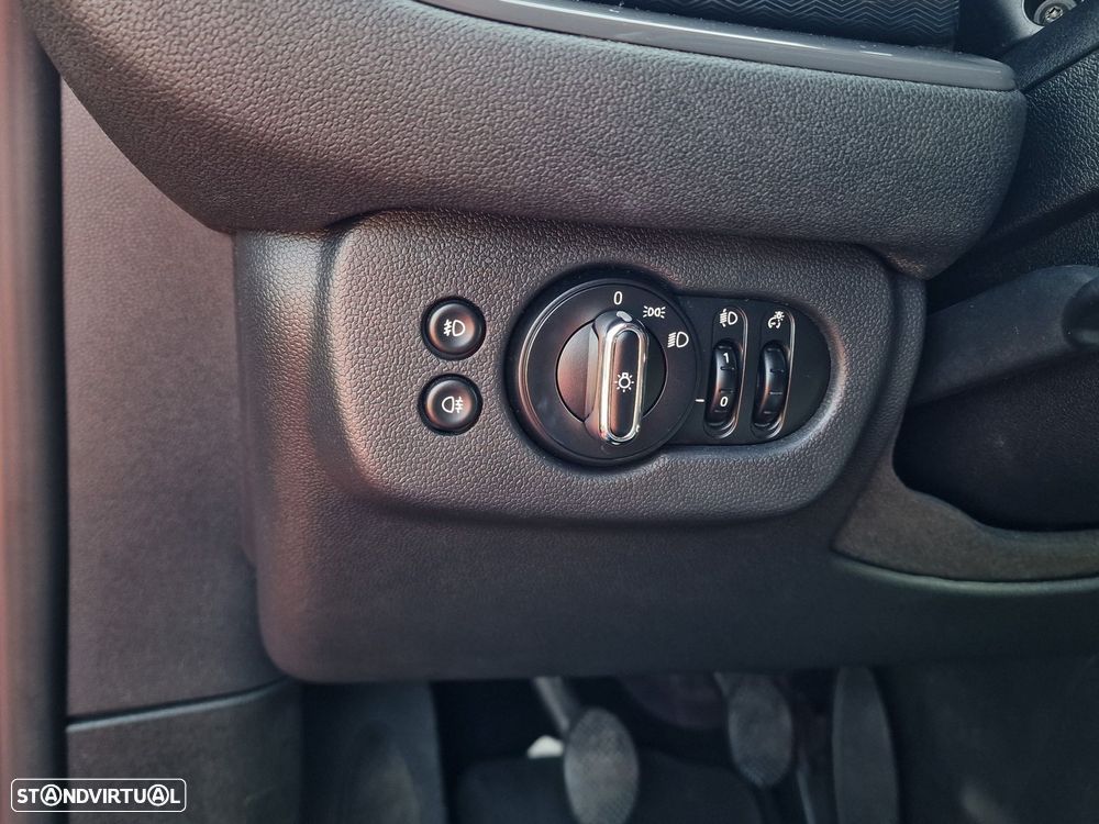 MINI Clubman One D - 16