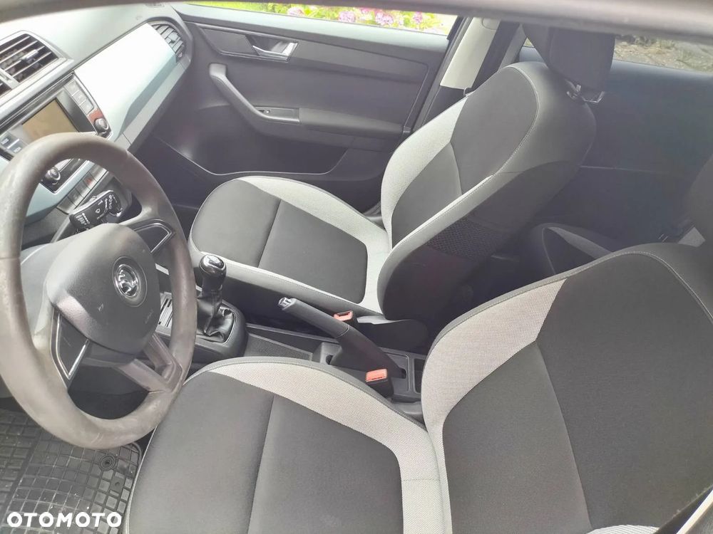 Skoda Fabia 1.2 TSI Ambition - 8