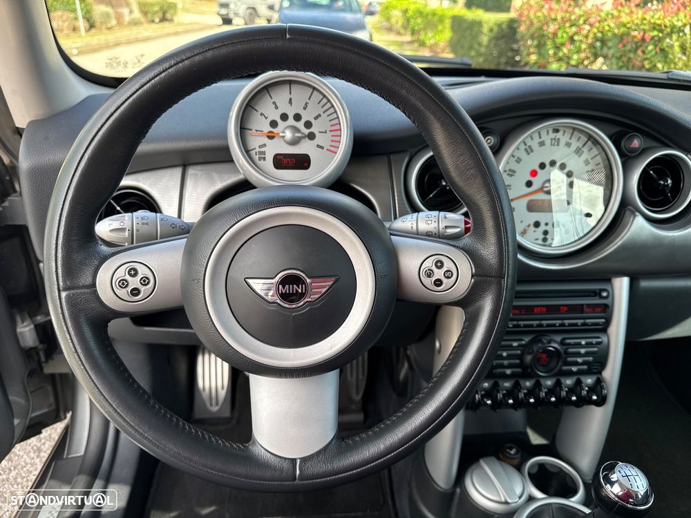 MINI 3 Portas Cooper S - 16