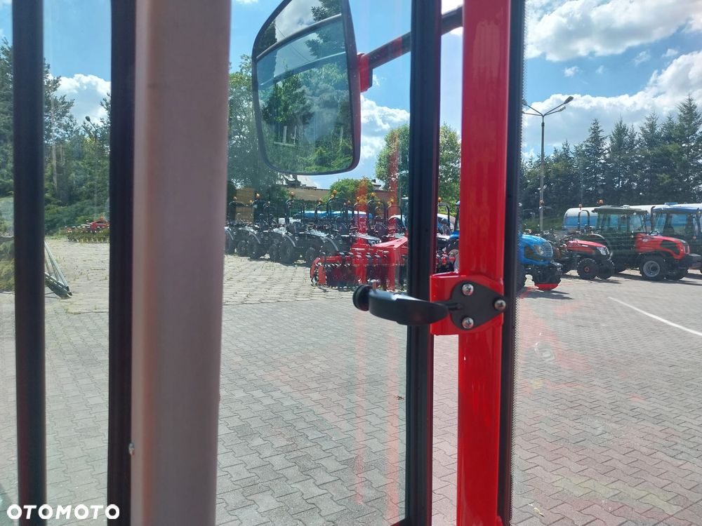 ANTONIO CARRARO TRX 5800 YANMAR 51,5KM Obracany kokpit i fotel 4 cylindry 2091cm3 - 24