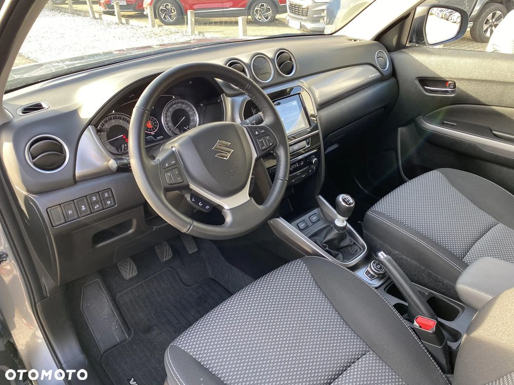 Suzuki Vitara 1.4 Boosterjet SHVS Premium 4WD - 2