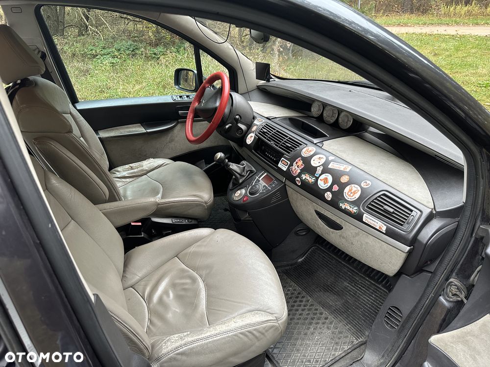Citroën C8 - 11