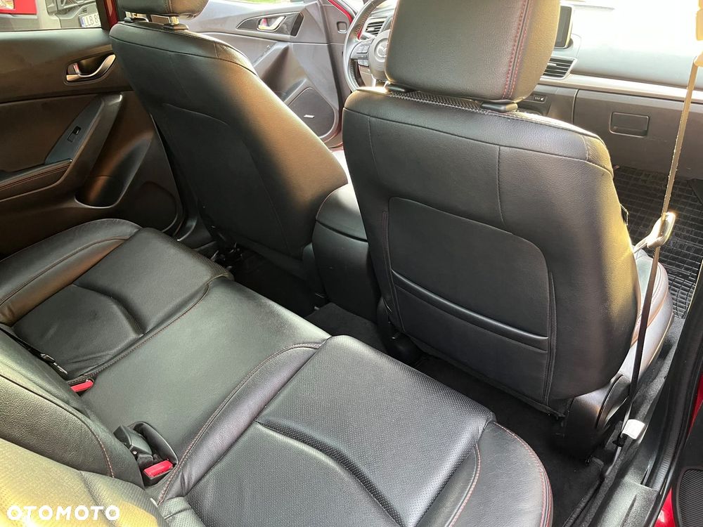 Mazda 3 - 8