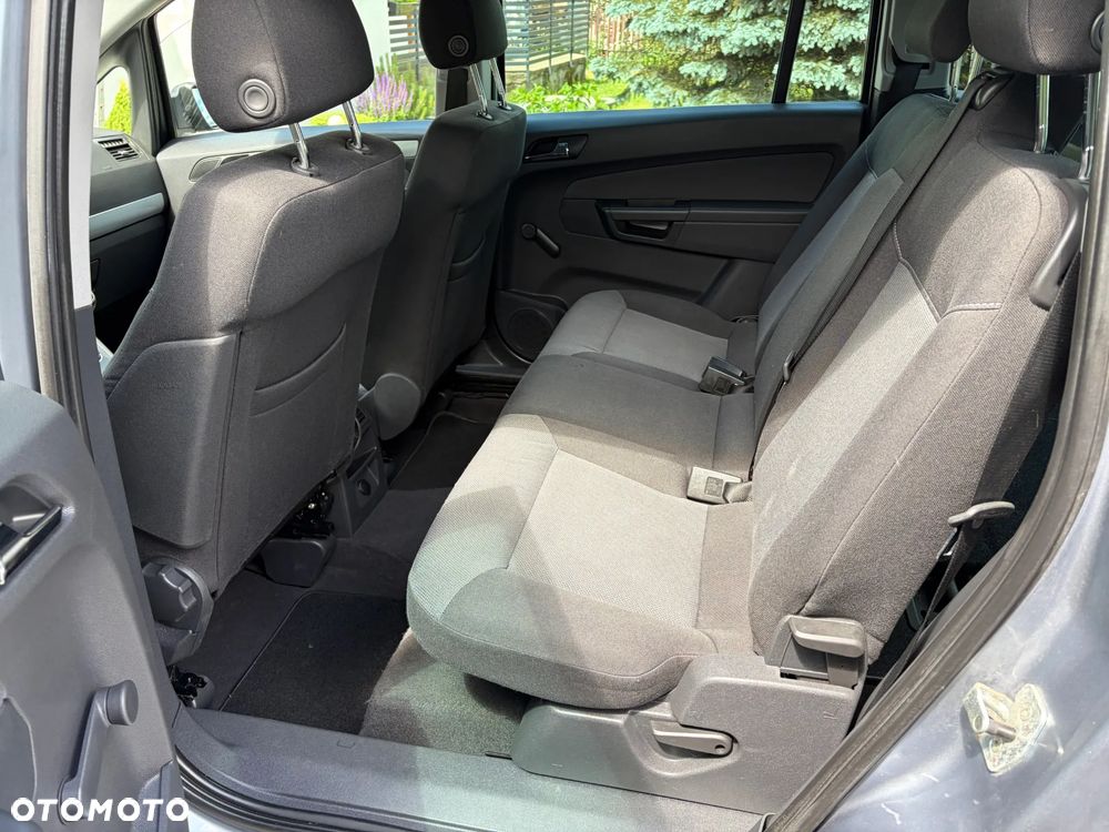 Opel Zafira 1.8 Family - 13