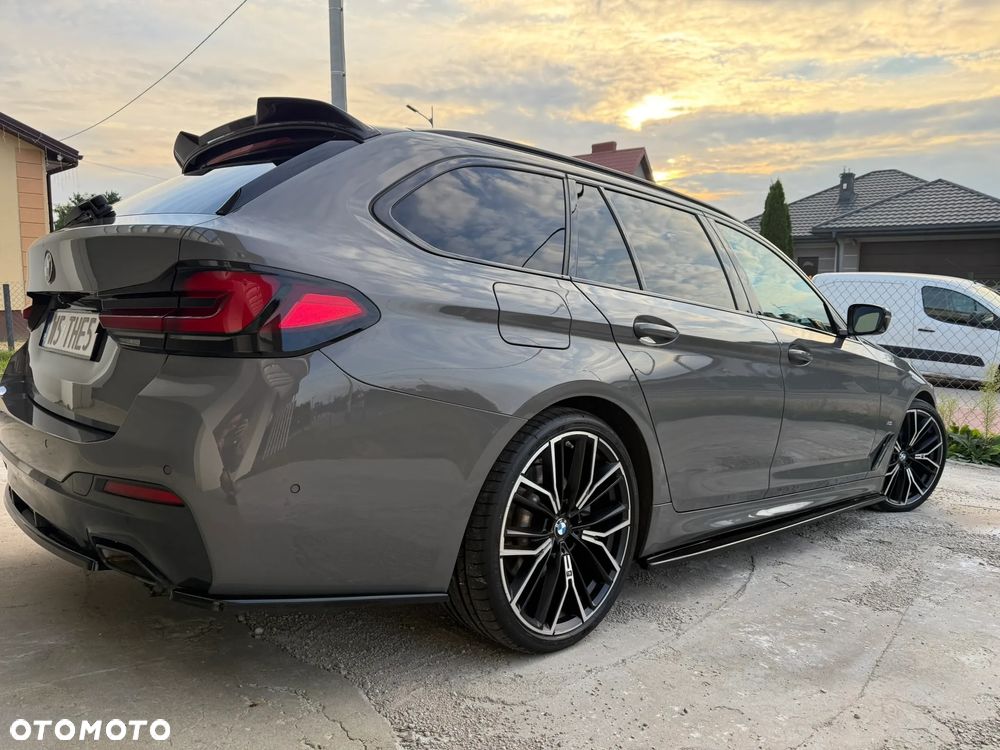 BMW Seria 5 520d xDrive mHEV M Sport sport - 4