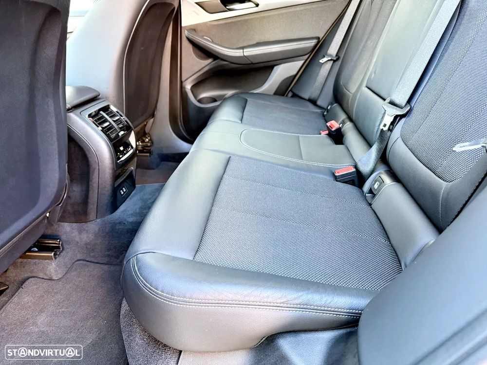 BMW X3 18 d sDrive Pack M Auto - 27