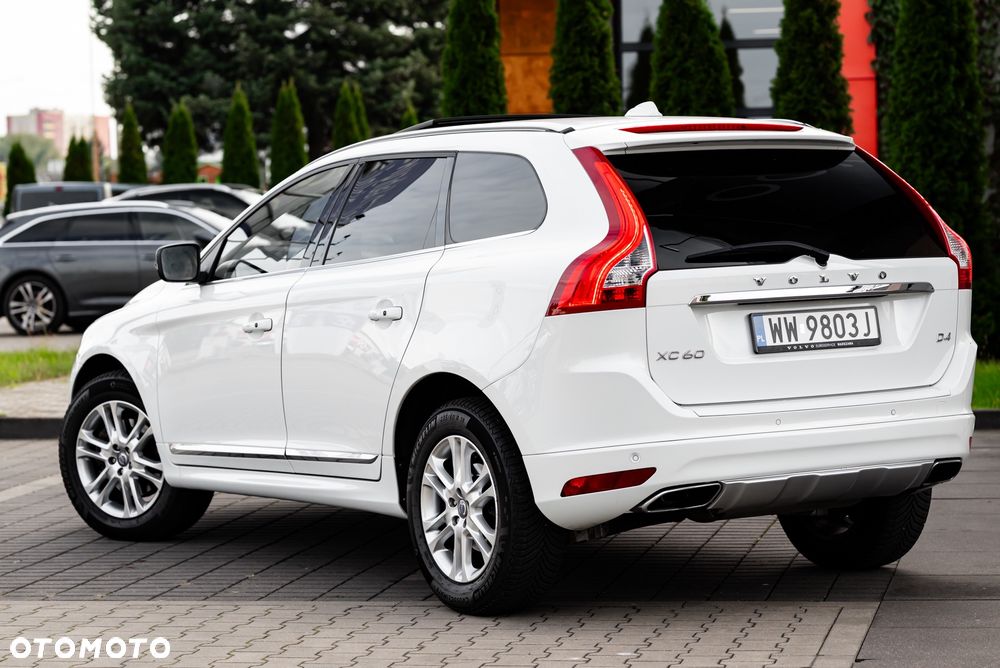 Volvo XC 60 D4 Geartronic Summum - 9