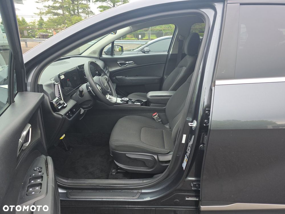 Kia Sportage - 11