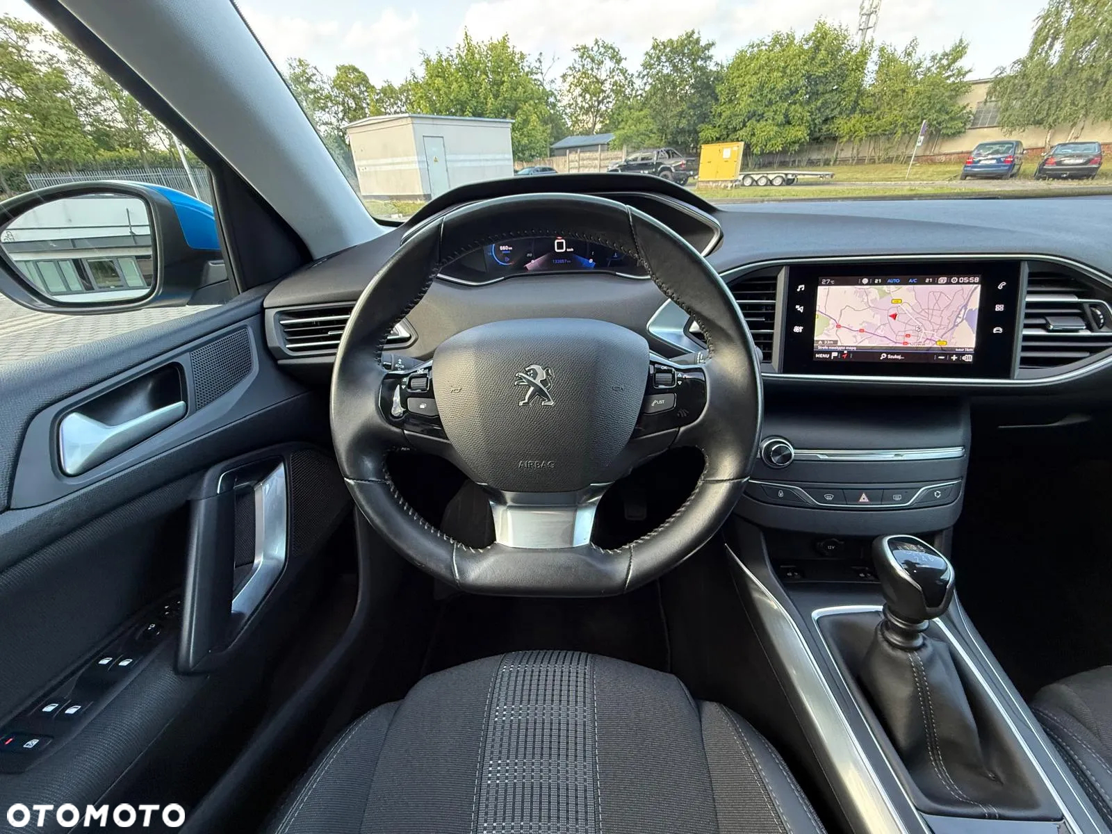 Peugeot 308 SW BlueHDi 130 Allure - 15