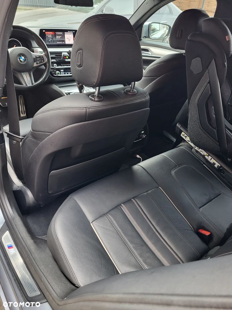 BMW Seria 5 530d xDrive M Sport sport - 15