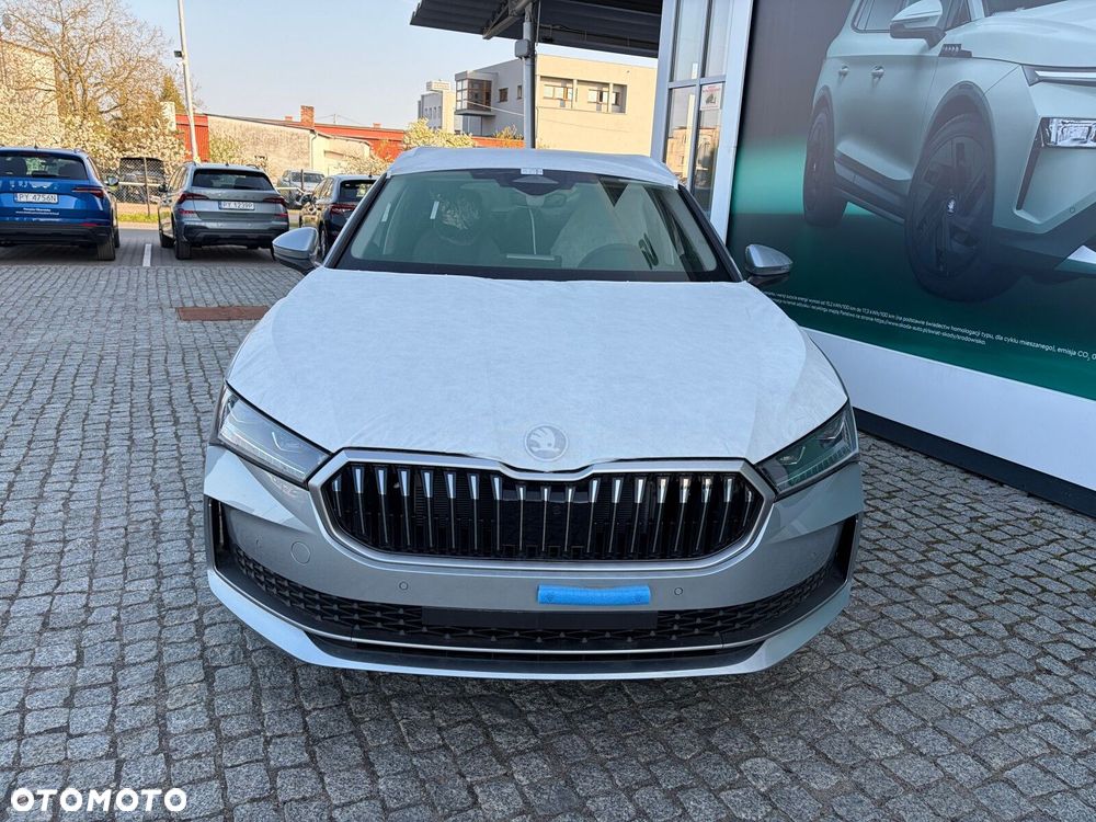 Skoda Superb 2.0 TDI SCR Drive DSG - 3