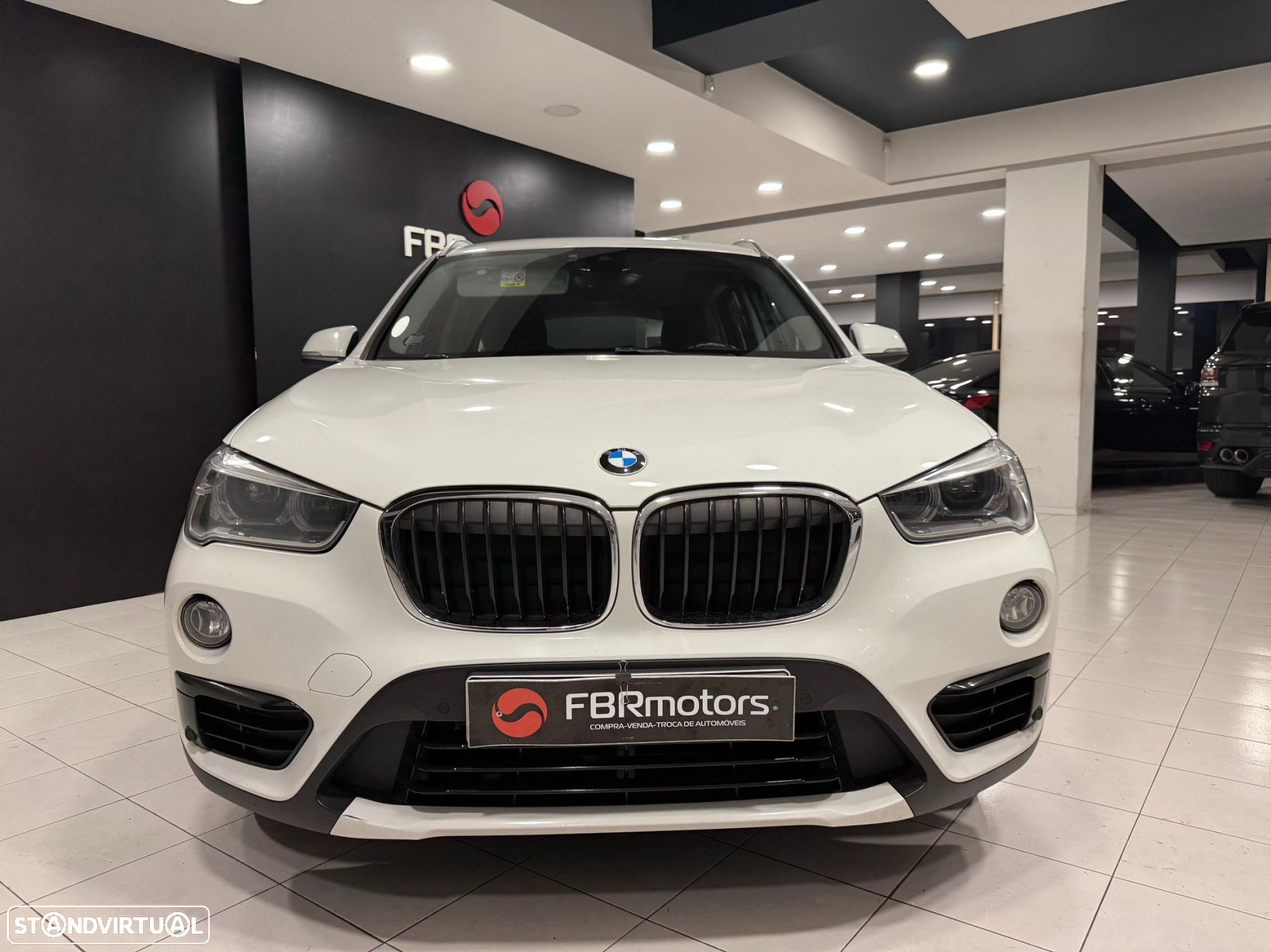 BMW X1 18 d sDrive Line Sport - 2