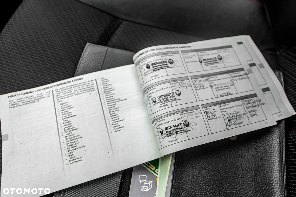 Renault Espace 2.0 Dynamique - 25