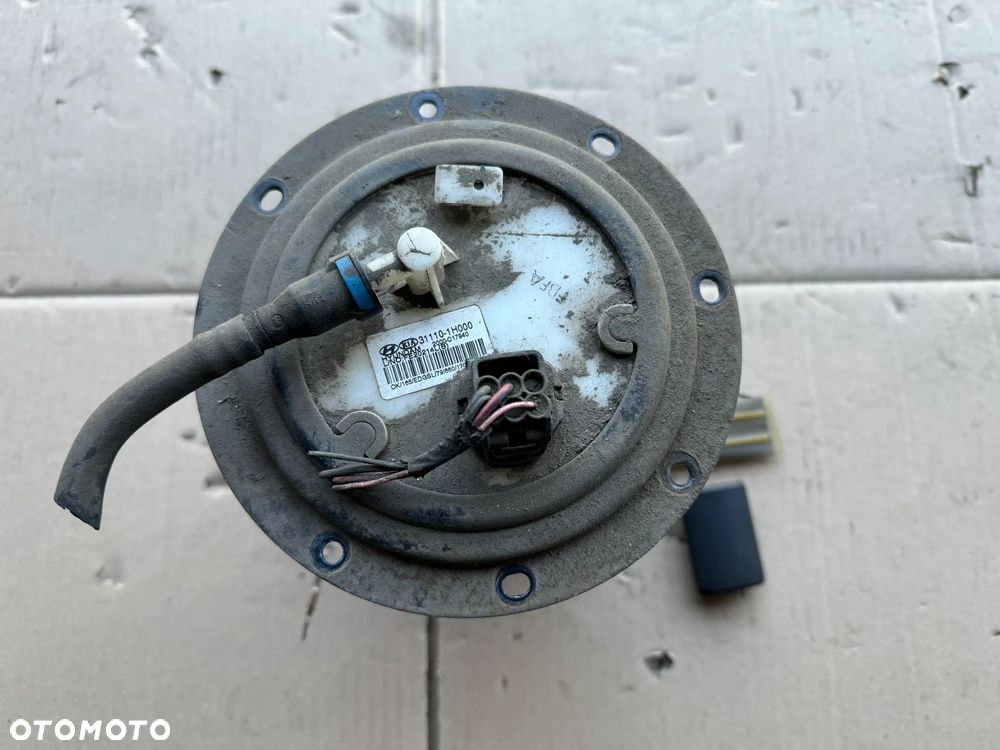 HYUNDAI I30 1.4 1.6 16V POMPA PALIWA 31110-1H000 - 1