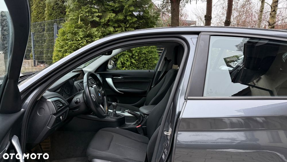 BMW Seria 1 118i Advantage - 22