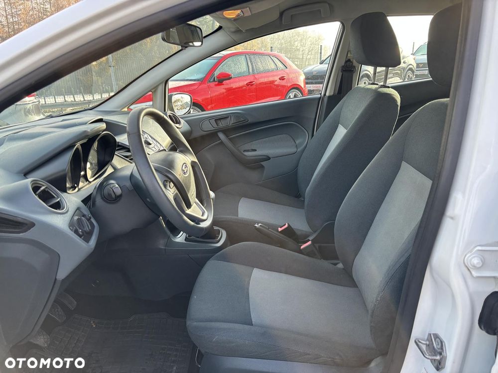 Ford Fiesta 1.4 TDCI - 13