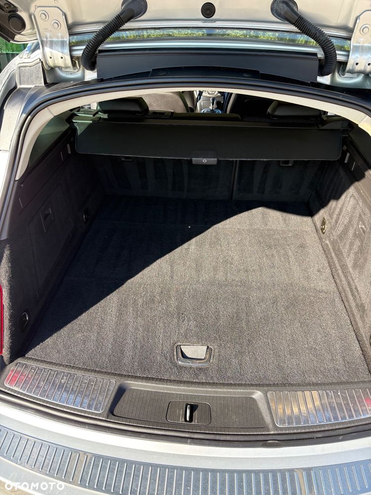 Opel Insignia - 17