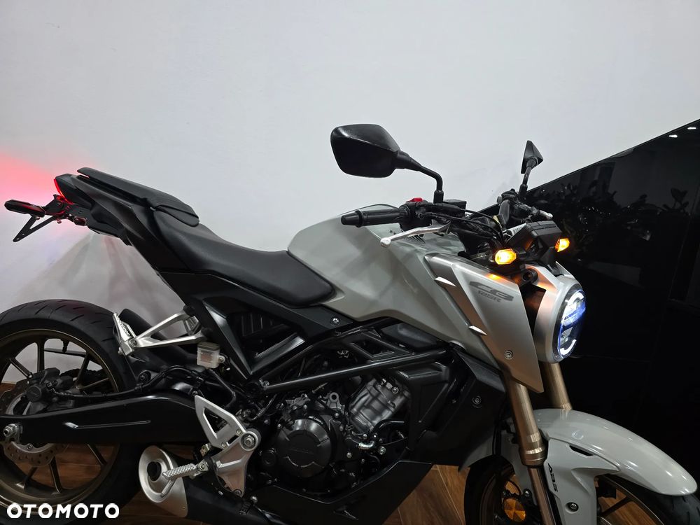 Honda CB - 35