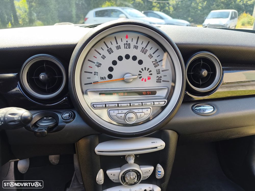 MINI 3 Portas Cooper D - 8