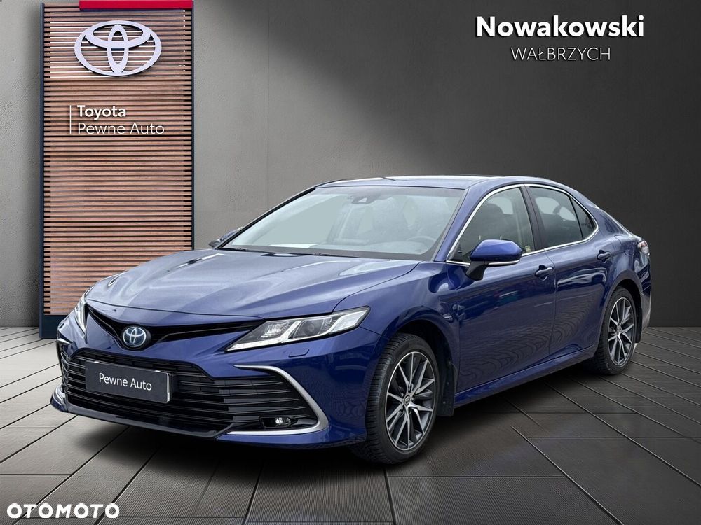 Toyota Camry 2.5 Hybrid Prestige CVT - 2