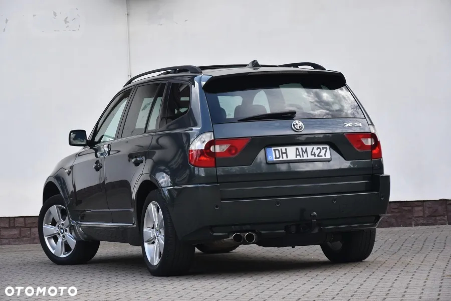BMW X3 3.0i - 11