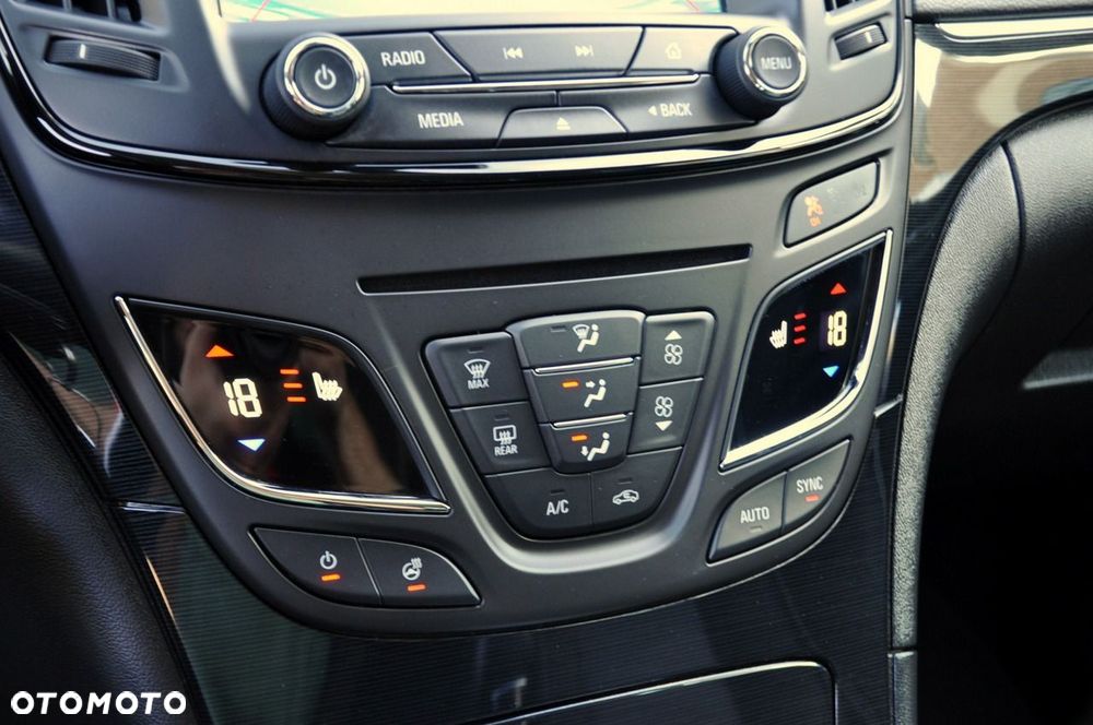 Opel Insignia - 33