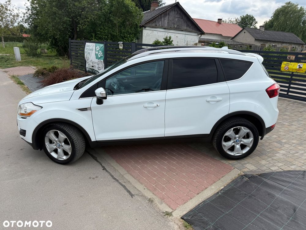 Ford Kuga 2.5 4x4 Titanium - 19