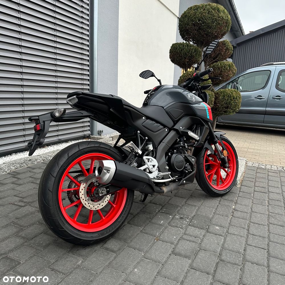 Yamaha MT - 2
