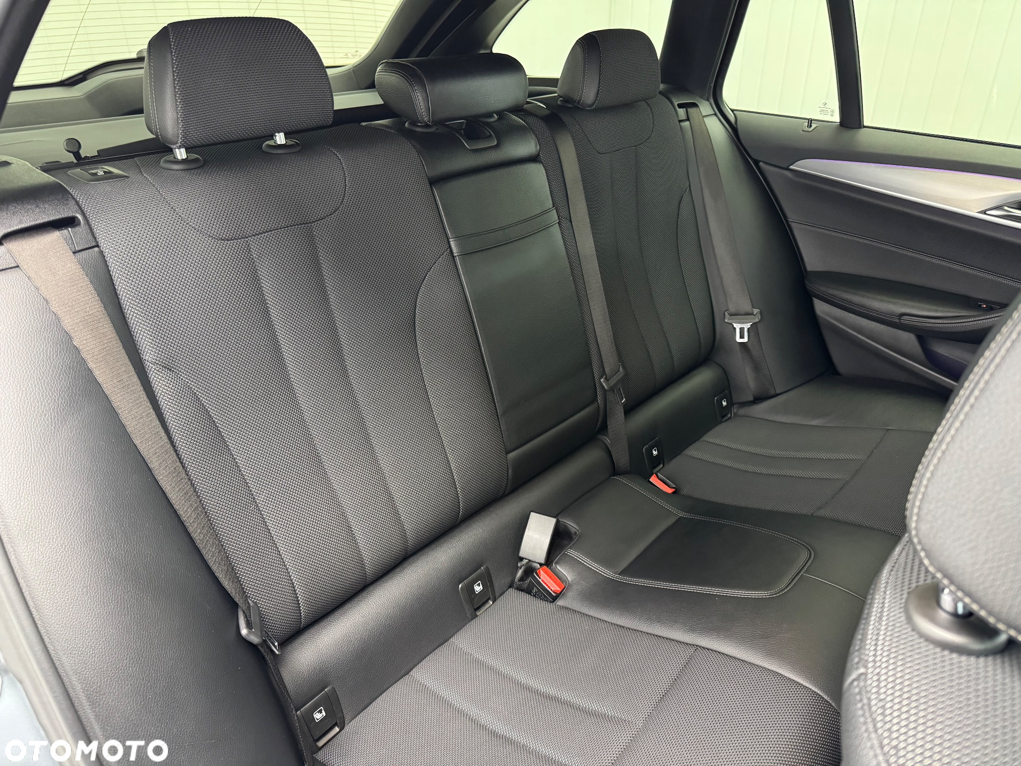 BMW Seria 5 520d Touring Sport Line - 27